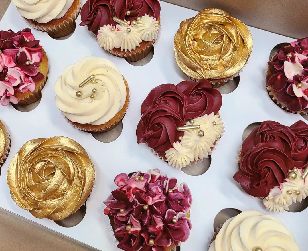 cupcake mama's flower themed cupcakes