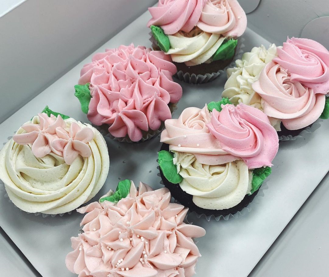 flirt cupcakes' floral specialty cupcake
